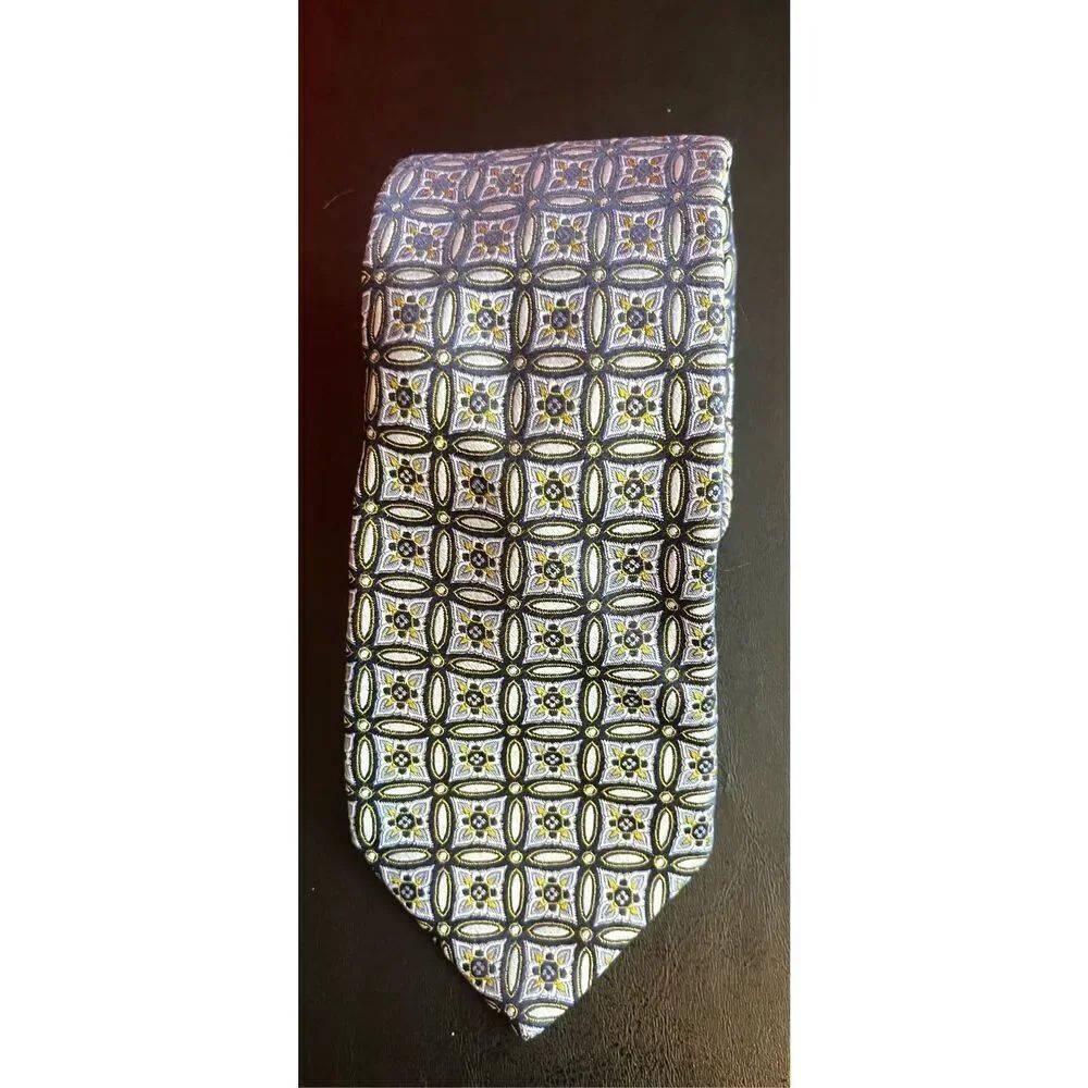 Ike Behar tie